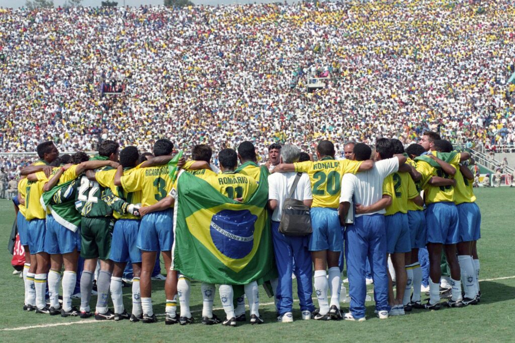 selecao-do-tetra-combate-fama-injusta-de-retranqueira-30-anos-apos-titulo