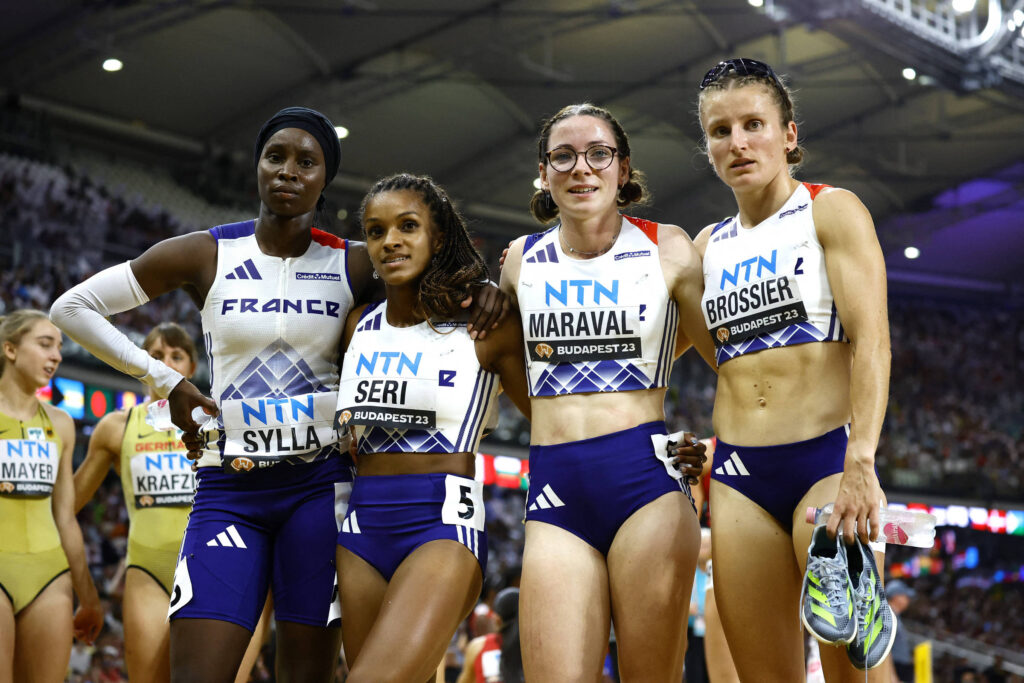 franca-impede-atleta-muculmana-de-usar-veu-na-cerimonia-de-abertura-das-olimpiadas