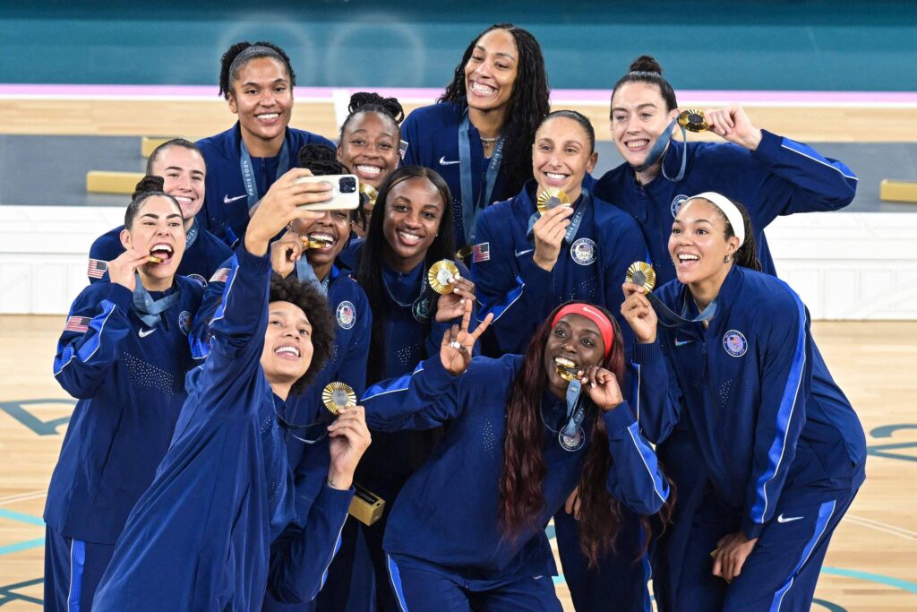 veja-como-ficou-a-corrida-historica-pelo-ouro-nas-olimpiadas-com-os-resultados-de-paris