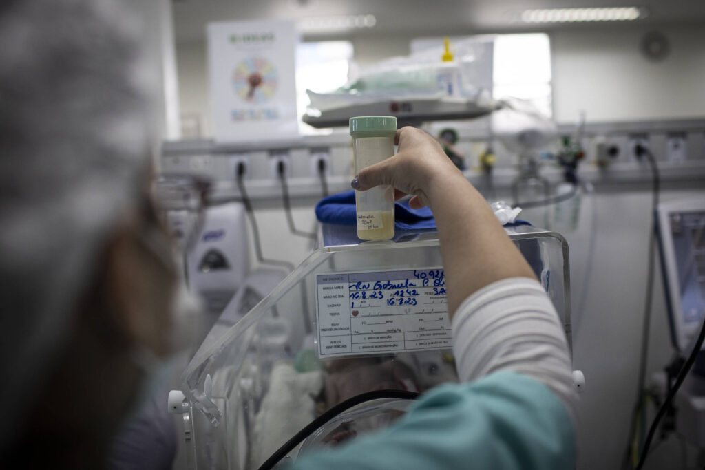 banco-de-leite-do-hospital-das-clinicas-de-sp-tem-estoque-para-apenas-dez-dias