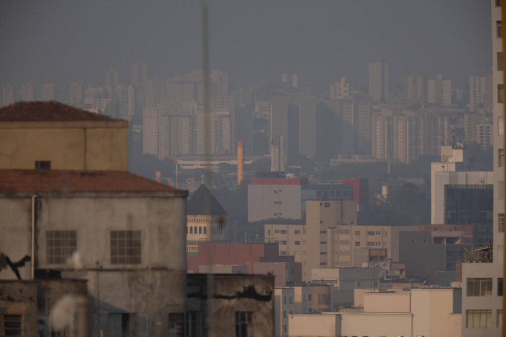 ministras-nisia-e-marina-se-reunem-com-tarcisio-para-discutir-contencao-a-incendios-em-sp