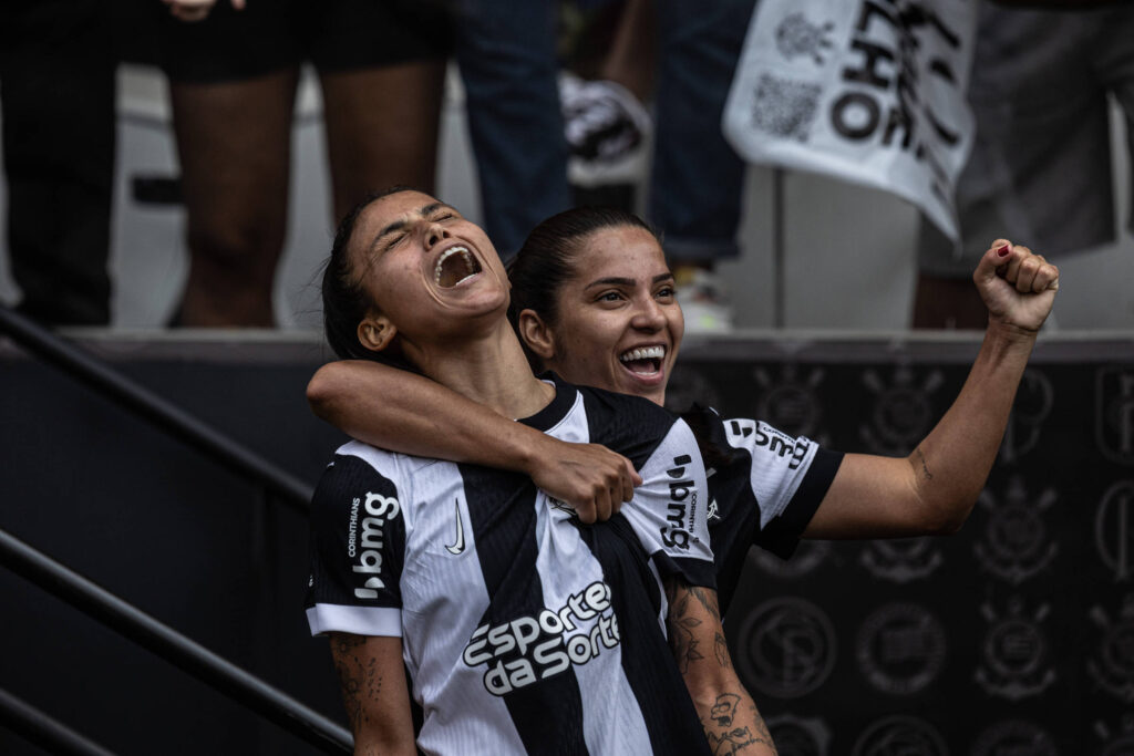 corinthians-volta-a-vencer-sao-paulo,-leva-o-brasileiro-feminino-e-amplia-dominio