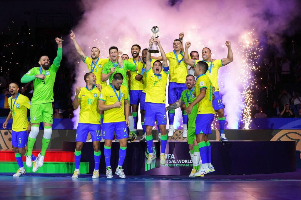 brasil-supera-a-argentina-e-conquista-o-hexa-na-copa-do-mundo-de-futsal