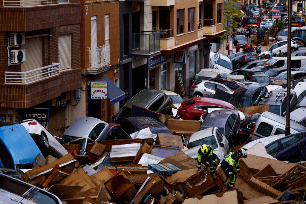 jogos-de-real-madrid-e-villarreal-sao-adiados-devido-a-inundacoes-na-espanha